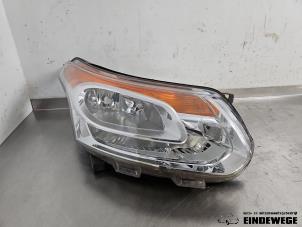 Gebruikte Koplamp rechts Citroen C3 Picasso (SH) 1.4 16V VTI 95 Prijs € 88,50 Margeregeling aangeboden door Auto- en demontagebedrijf Eindewege