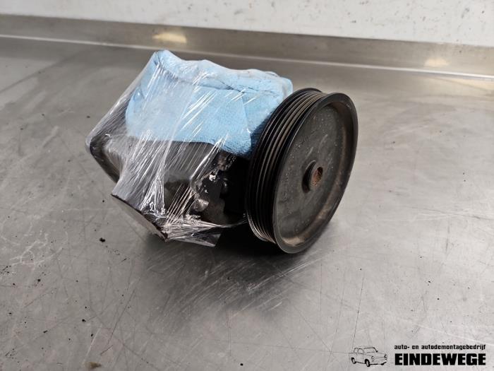 Gebruikte Pomp Servo Mercedes C (W204) 2.2 C-200 CDI 16V Prijs € 52,50 Margeregeling aangeboden door Auto- en demontagebedrijf Eindewege