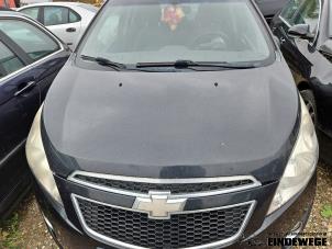 Gebruikte Motorkap Chevrolet Spark (M300) 1.0 16V Bifuel Prijs € 105,00 Margeregeling aangeboden door Auto- en demontagebedrijf Eindewege