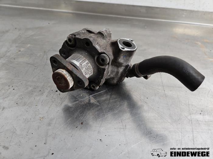 Gebruikte Pomp Servo Audi A4 (B8) 2.0 TDI 16V Prijs € 52,50 Margeregeling aangeboden door Auto- en demontagebedrijf Eindewege