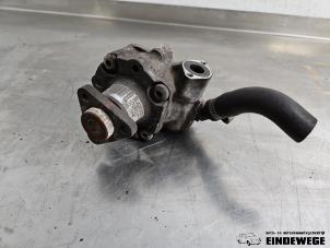 Gebruikte Servopomp Audi A4 (B8) 2.0 TDI 16V Prijs € 52,50 Margeregeling aangeboden door Auto- en demontagebedrijf Eindewege