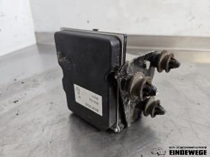 Gebruikte ABS Pomp Audi A4 (B8) 2.0 TDI 16V Prijs € 78,50 Margeregeling aangeboden door Auto- en demontagebedrijf Eindewege