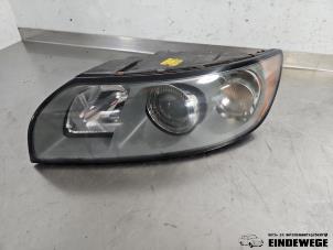 Gebruikte Koplamp links Volvo V50 (MW) 1.8 16V Prijs € 52,50 Margeregeling aangeboden door Auto- en demontagebedrijf Eindewege