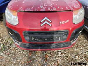 Gebruikte Bumper voor Citroen C3 Picasso (SH) 1.6 HDi 90 Prijs € 315,00 Margeregeling aangeboden door Auto- en demontagebedrijf Eindewege