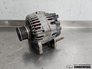 Gebruikte Dynamo Volkswagen Transporter T5 1.9 TDi Prijs € 40,00 Margeregeling aangeboden door Auto- en demontagebedrijf Eindewege