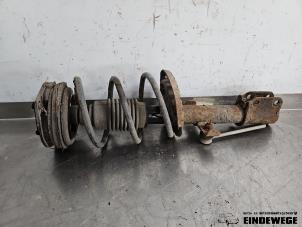 Gebruikte Voorpoot rechts Renault Modus/Grand Modus (JP) 1.2 16V TCE 100 Prijs € 40,00 Margeregeling aangeboden door Auto- en demontagebedrijf Eindewege