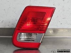 Gebruikte Achterlicht rechts Saab 9-3 II Sport Sedan (YS3F) 2.0t 16V Prijs € 30,00 Margeregeling aangeboden door Auto- en demontagebedrijf Eindewege