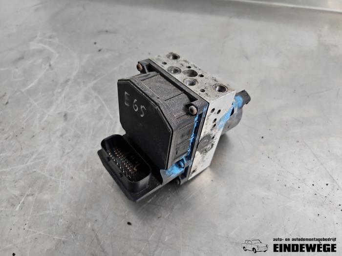 Gebruikte ABS Pomp BMW 7 serie (E65/E66/E67) 745i,Li 4.4 V8 32V Prijs € 367,50 Margeregeling aangeboden door Auto- en demontagebedrijf Eindewege