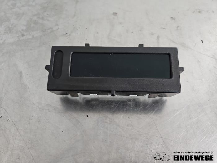 Gebruikte Display Interieur Renault Megane III Berline (BZ) 1.2 16V TCE 115 Prijs € 30,00 Margeregeling aangeboden door Auto- en demontagebedrijf Eindewege