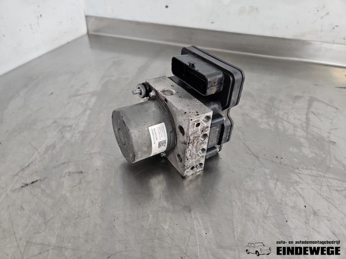 Gebruikte ABS Pomp Citroen Berlingo 1.6 BlueHDI 75 Prijs € 188,50 Margeregeling aangeboden door Auto- en demontagebedrijf Eindewege