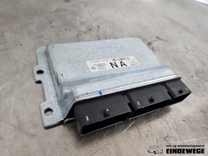 Gebruikte Computer Motormanagement Renault Twingo III (AH) 1.0 SCe 65 12V Prijs € 157,50 Margeregeling aangeboden door Auto- en demontagebedrijf Eindewege