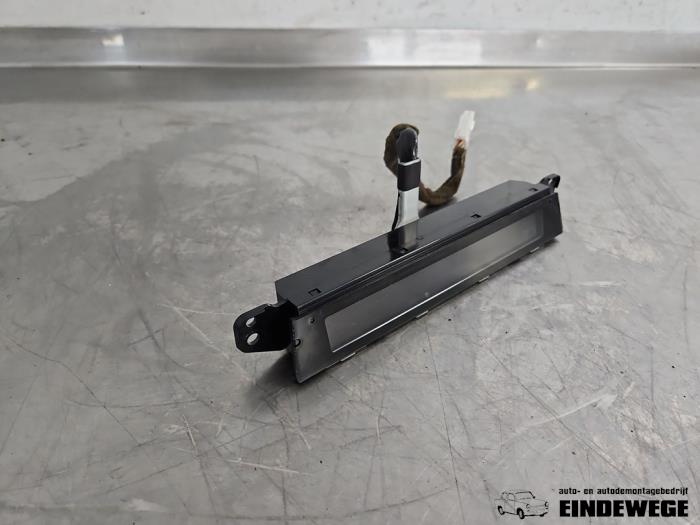 Gebruikte Display Interieur Mazda RX-8 (SE17) 1.3 Renesis Prijs € 52,50 Margeregeling aangeboden door Auto- en demontagebedrijf Eindewege