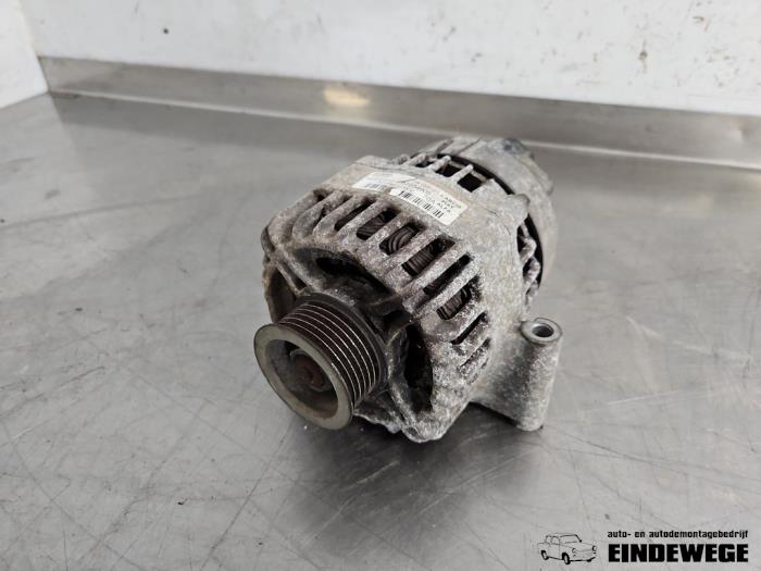 Gebruikte Alternator Fiat Doblo Cargo (263) 1.3 D Multijet Prijs € 30,00 Margeregeling aangeboden door Auto- en demontagebedrijf Eindewege