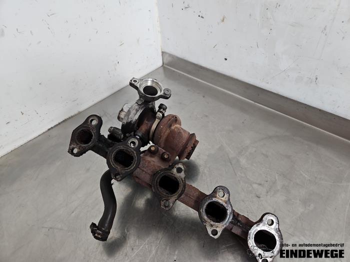 Gebruikte Turbo Ford Fiesta 6 (JA8) 1.6 TDCi 16V Prijs € 105,00 Margeregeling aangeboden door Auto- en demontagebedrijf Eindewege