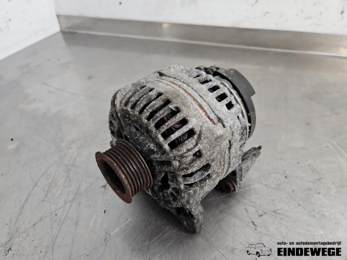 Gebruikte Dynamo Audi A6 (C6) 3.0 TDI V6 24V Quattro Prijs € 40,00 Margeregeling aangeboden door Auto- en demontagebedrijf Eindewege