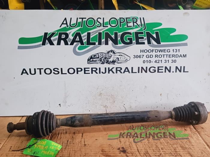 Gebruikte Steekas rechts-voor Skoda Fabia (6Y2) 1.2 HTTP Prijs € 24,99 Margeregeling aangeboden door Autosloperij Kralingen B.V.