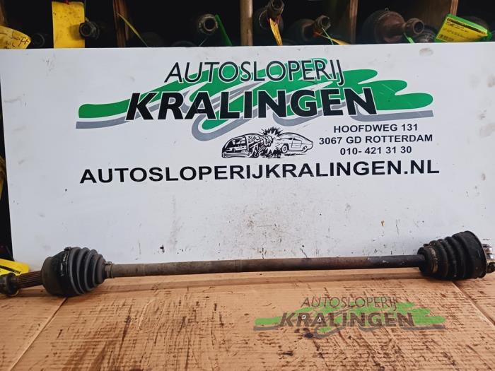 Gebruikte Steekas rechts-voor Fiat Multipla (186) 1.6 16V 100 SX,ELX Prijs € 24,99 Margeregeling aangeboden door Autosloperij Kralingen B.V.