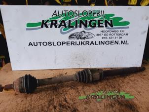 Gebruikte Aandrijfas rechts-voor Ford Focus 2 Wagon 1.6 TDCi 16V 90 Prijs € 24,99 Margeregeling aangeboden door Autosloperij Kralingen B.V.