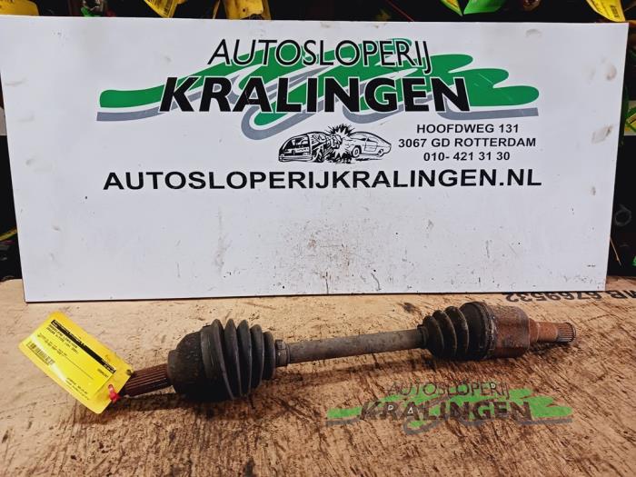 Gebruikte Aandrijfas links-voor Jaguar X-type 3.0 V6 24V Prijs € 49,99 Margeregeling aangeboden door Autosloperij Kralingen B.V.