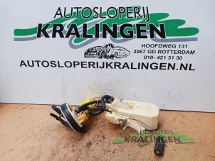 Gebruikte Benzinepomp Nissan Micra (K11) 1.3 LX,SLX 16V Prijs € 24,99 Margeregeling aangeboden door Autosloperij Kralingen B.V.