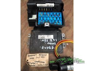 Gebruikte Slotenset Renault Megane (BA) 1.4 16V Prijs € 100,00 Margeregeling aangeboden door Autosloperij Kralingen B.V.