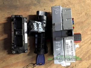 Gebruikte Slotenset Fiat Punto II (188) 1.2 60 S Prijs € 150,00 Margeregeling aangeboden door Autosloperij Kralingen B.V.