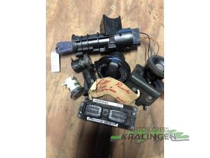 Gebruikte Slotenset Fiat Punto II (188) 1.2 60 S 3-Drs. Prijs € 100,00 Margeregeling aangeboden door Autosloperij Kralingen B.V.