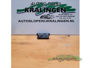 Gebruikte Module Centrale Deurvergrendeling Mercedes C (W203) 2.2 C-220 CDI 16V Prijs € 50,00 Margeregeling aangeboden door Autosloperij Kralingen B.V.