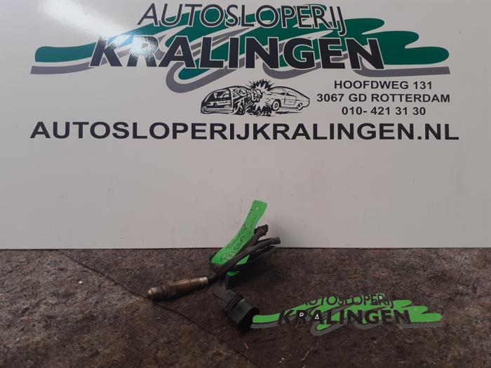 Gebruikte Lambda Sonde Volkswagen Passat Variant (3B6) 2.0 20V Prijs € 9,98 Margeregeling aangeboden door Autosloperij Kralingen B.V.