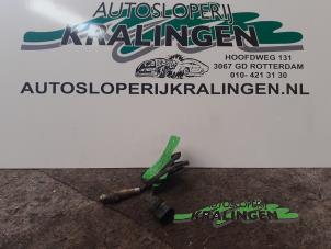 Gebruikte Lambda Sonde Volkswagen Passat Variant (3B6) 2.0 20V Prijs € 25,00 Margeregeling aangeboden door Autosloperij Kralingen B.V.