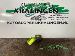 Gebruikte Bobine Volkswagen Golf III (1H1) 1.8i Prijs € 25,00 Margeregeling aangeboden door Autosloperij Kralingen B.V.