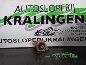 Gebruikte Motorrubber Smart City-Coupé 0.6 Turbo i.c. Smart&Pulse Prijs € 50,00 Margeregeling aangeboden door Autosloperij Kralingen B.V.