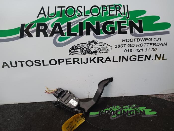 Gebruikte Gaspedaalpositie Sensor Ford Fiesta 5 (JD/JH) 1.4 TDCi Prijs € 25,00 Margeregeling aangeboden door Autosloperij Kralingen B.V.