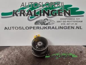 Gebruikte Kachel Ventilatiemotor Citroen C3 (FC/FL/FT) 1.1 Prijs € 50,00 Margeregeling aangeboden door Autosloperij Kralingen B.V.