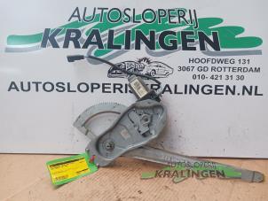 Gebruikte Raammechaniek 4Deurs rechts-voor Ford Transit 2.2 TDCi 16V Prijs € 34,99 Margeregeling aangeboden door Autosloperij Kralingen B.V.