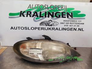 Gebruikte Linker Koplamp Chevrolet Lacetti (KLAN) 1.4 16V Prijs € 24,99 Margeregeling aangeboden door Autosloperij Kralingen B.V.