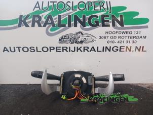 Gebruikte Pinker Schakelaar Citroen C3 Pluriel (HB) 1.6 16V Prijs € 50,00 Margeregeling aangeboden door Autosloperij Kralingen B.V.