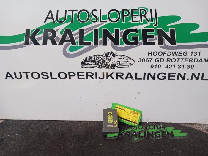 Gebruikte LPG Module Renault Clio II (BB/CB) 1.2 16V Prijs € 50,00 Margeregeling aangeboden door Autosloperij Kralingen B.V.