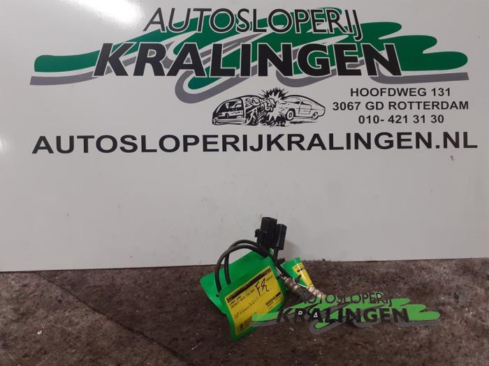 Gebruikte Lambda Sonde Chevrolet Kalos (SF48) 1.2 Prijs € 9,98 Margeregeling aangeboden door Autosloperij Kralingen B.V.