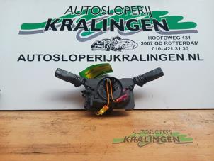 Gebruikte Pinker Schakelaar Opel Astra H (L48) 1.4 16V Twinport Prijs € 50,00 Margeregeling aangeboden door Autosloperij Kralingen B.V.