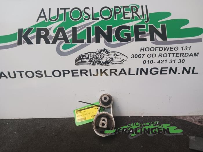 Gebruikte Motorrubber Ford Fiesta 5 (JD/JH) 1.4 16V Prijs € 25,00 Margeregeling aangeboden door Autosloperij Kralingen B.V.