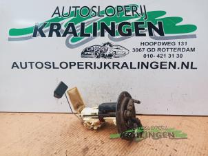 Gebruikte Benzinepomp Suzuki Liana (ERC/ERD/RH4) 1.6 MPi 16V Prijs € 34,99 Margeregeling aangeboden door Autosloperij Kralingen B.V.