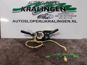 Gebruikte Knipperlicht Schakelaar Suzuki Liana (ERC/ERD/RH4) 1.6 MPi 16V Prijs € 50,00 Margeregeling aangeboden door Autosloperij Kralingen B.V.