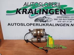 Gebruikte Benzinepomp Mercedes CLK (C208) 3.2 320 V6 18V Prijs € 50,00 Margeregeling aangeboden door Autosloperij Kralingen B.V.