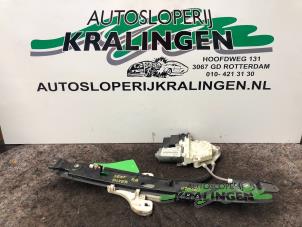 Gebruikte Ruitmechaniek 4Deurs rechts-achter Seat Altea (5P1) 2.0 FSI 16V Prijs € 75,00 Margeregeling aangeboden door Autosloperij Kralingen B.V.
