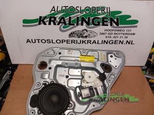 Gebruikte Raammechaniek 4Deurs rechts-achter Volvo V50 (MW) 2.0 D 16V Prijs € 19,99 Margeregeling aangeboden door Autosloperij Kralingen B.V.