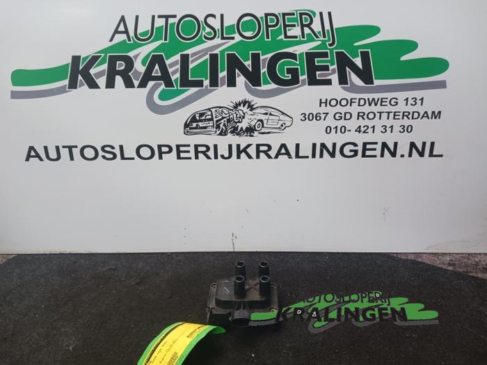 Gebruikte Bobine Ford Focus 1 1.4 16V Prijs € 25,00 Margeregeling aangeboden door Autosloperij Kralingen B.V.