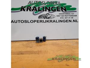 Gebruikte Parkeersensor set Mercedes CLK (W208) 3.2 320 V6 18V Prijs € 50,00 Margeregeling aangeboden door Autosloperij Kralingen B.V.