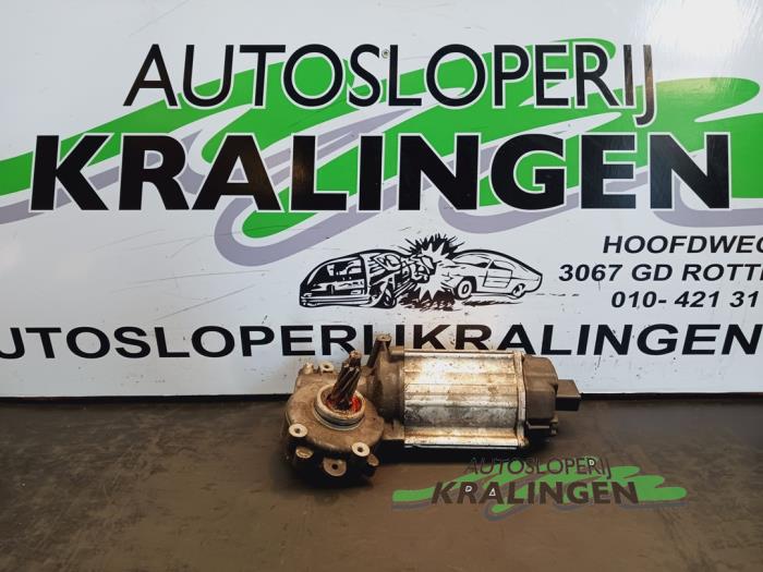 Gebruikte Servopomp Volkswagen Golf VI (5K1) 2.0 GTI 16V Prijs € 150,00 Margeregeling aangeboden door Autosloperij Kralingen B.V.