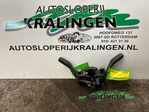 Gebruikte Pinker Schakelaar Seat Altea (5P1) 1.6 Prijs € 35,00 Margeregeling aangeboden door Autosloperij Kralingen B.V.